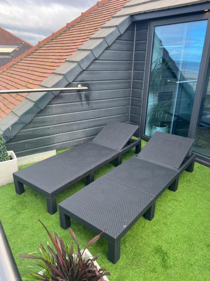 Beach View Apartment With Balcony And Sea View - Pet Friendly Cleveleys Exteriér fotografie